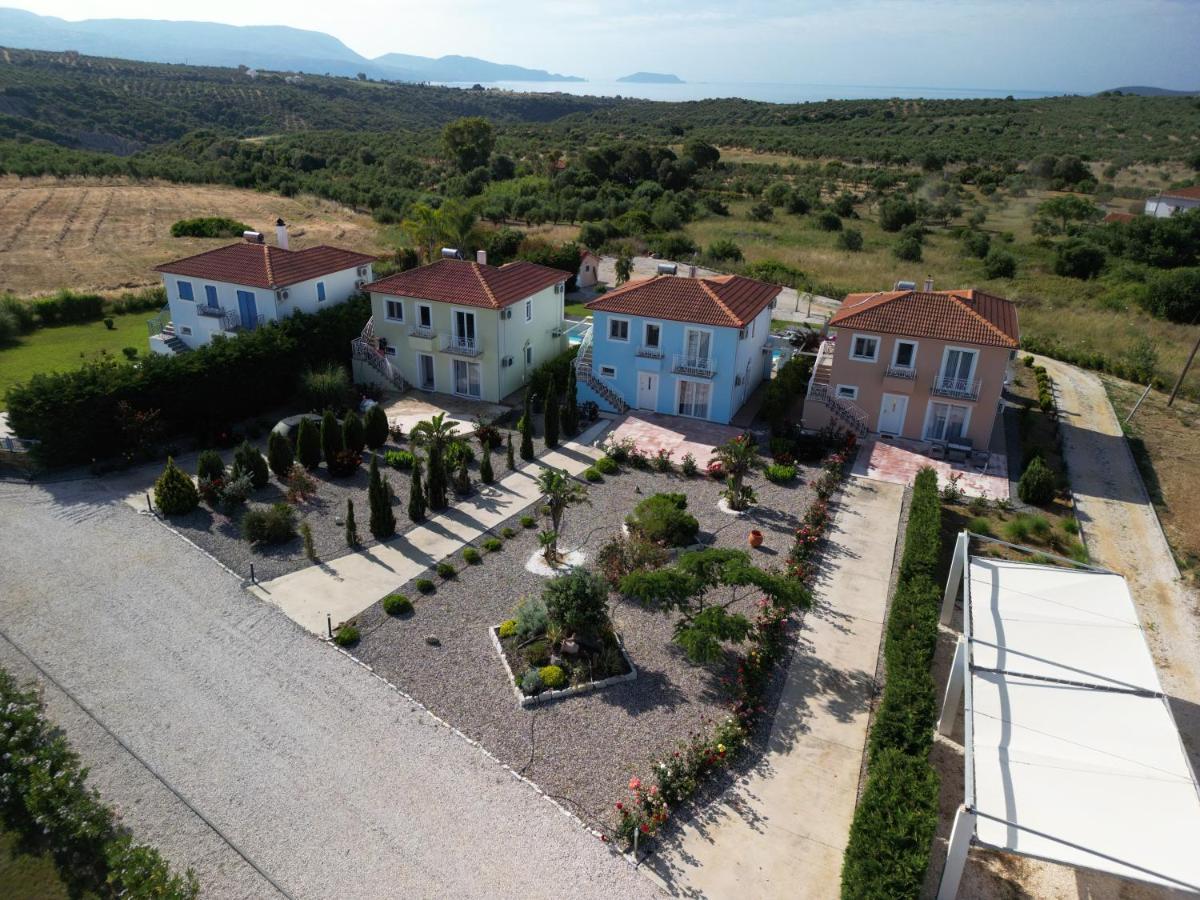 Iridia Resort Villas Foiníki Esterno foto