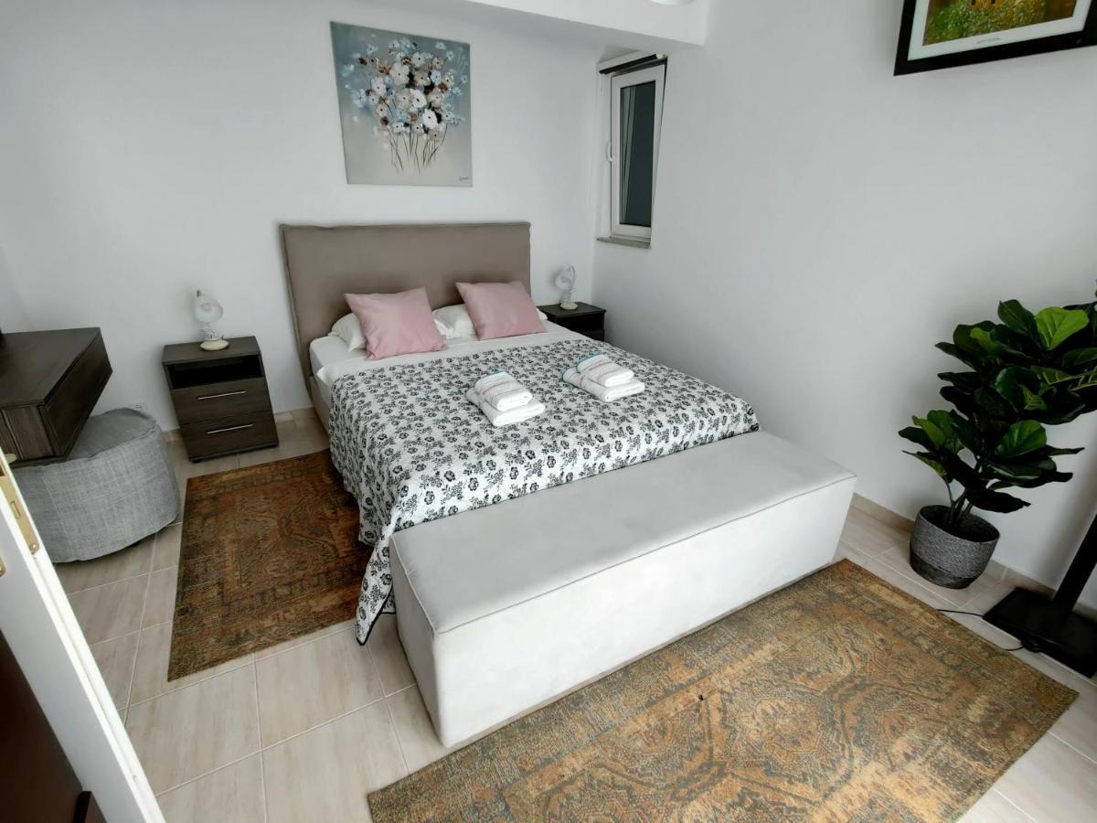 Iridia Resort Villas Foiníki Esterno foto